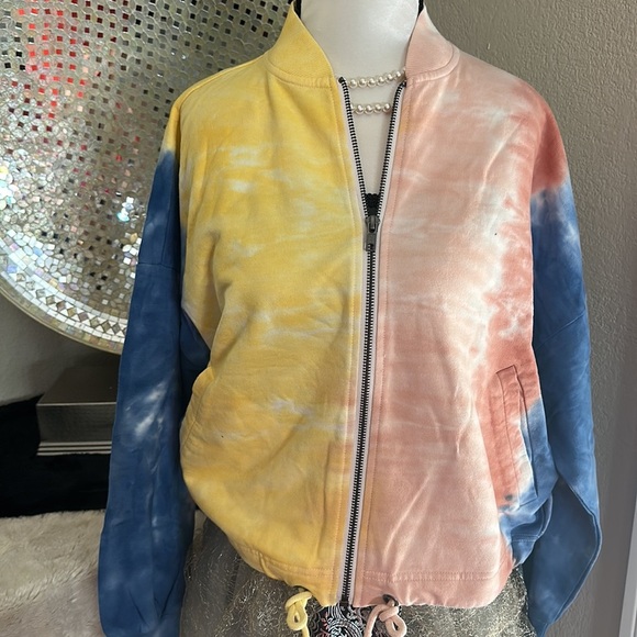 NEW BB Dakota By Steve Madden Tie Dye Cropped Bomber Jacket Small - Picture 1 of 4